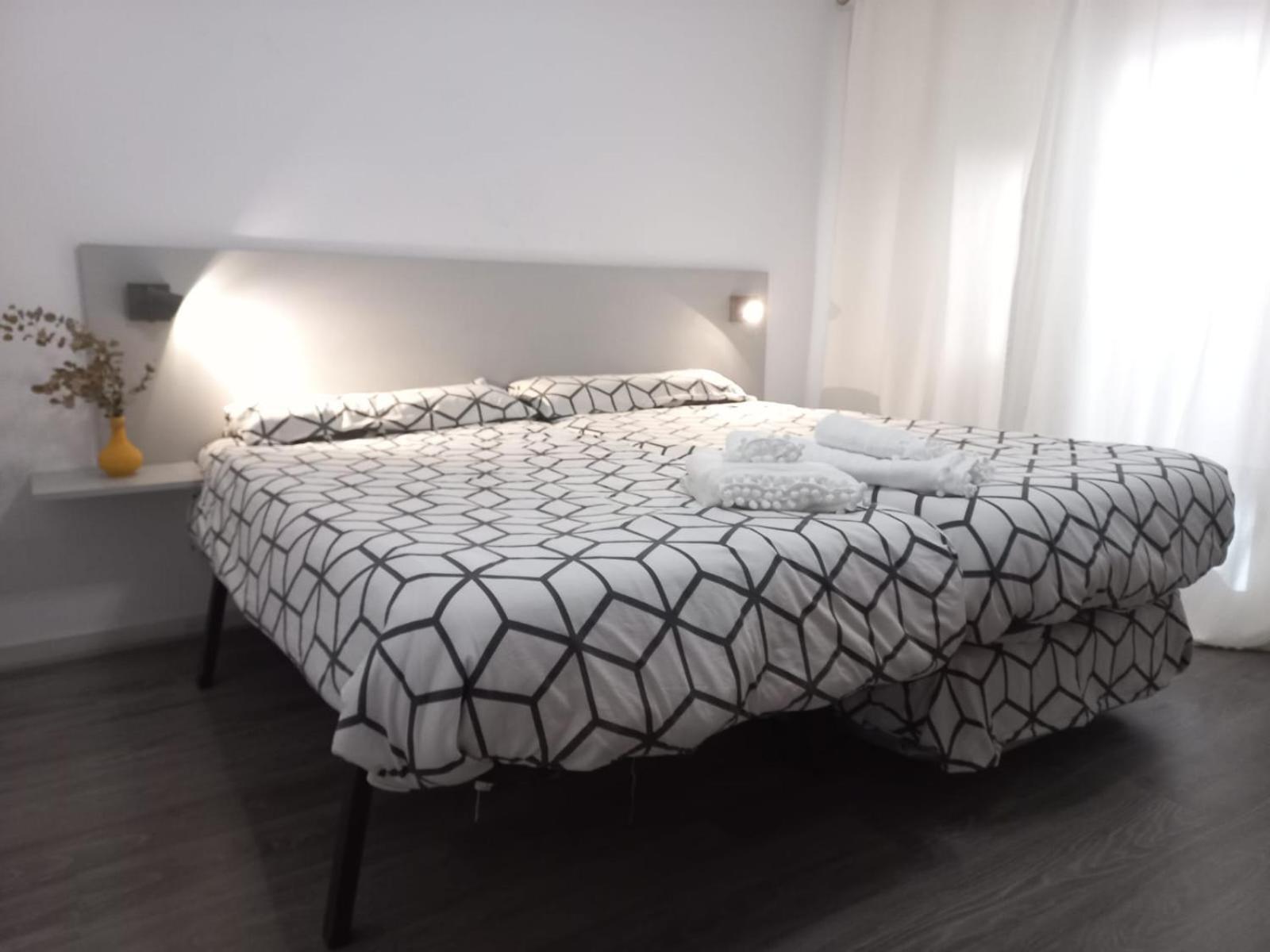 Apartamentos Centricos A 10 Min De La Playa Almería Kültér fotó